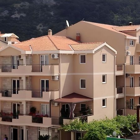 Apartmani Goran I Jelena Zec Budva Buitenkant foto
