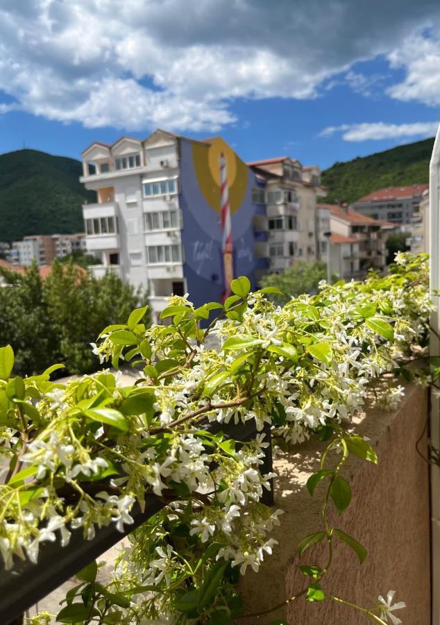 Apartmani Goran I Jelena Zec Budva Buitenkant foto