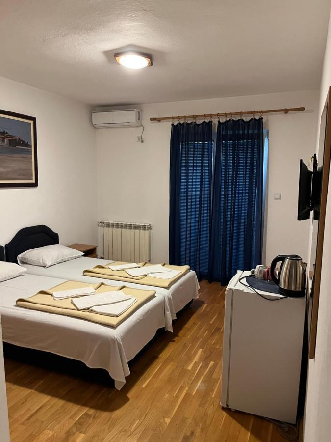Apartmani Goran I Jelena Zec Budva Buitenkant foto