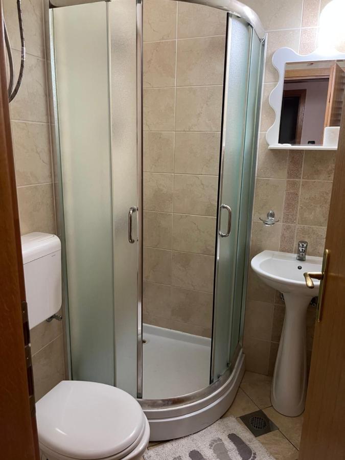 Apartmani Goran I Jelena Zec Budva Buitenkant foto
