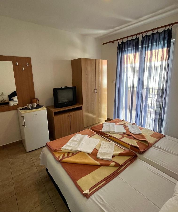 Apartmani Goran I Jelena Zec Budva Buitenkant foto