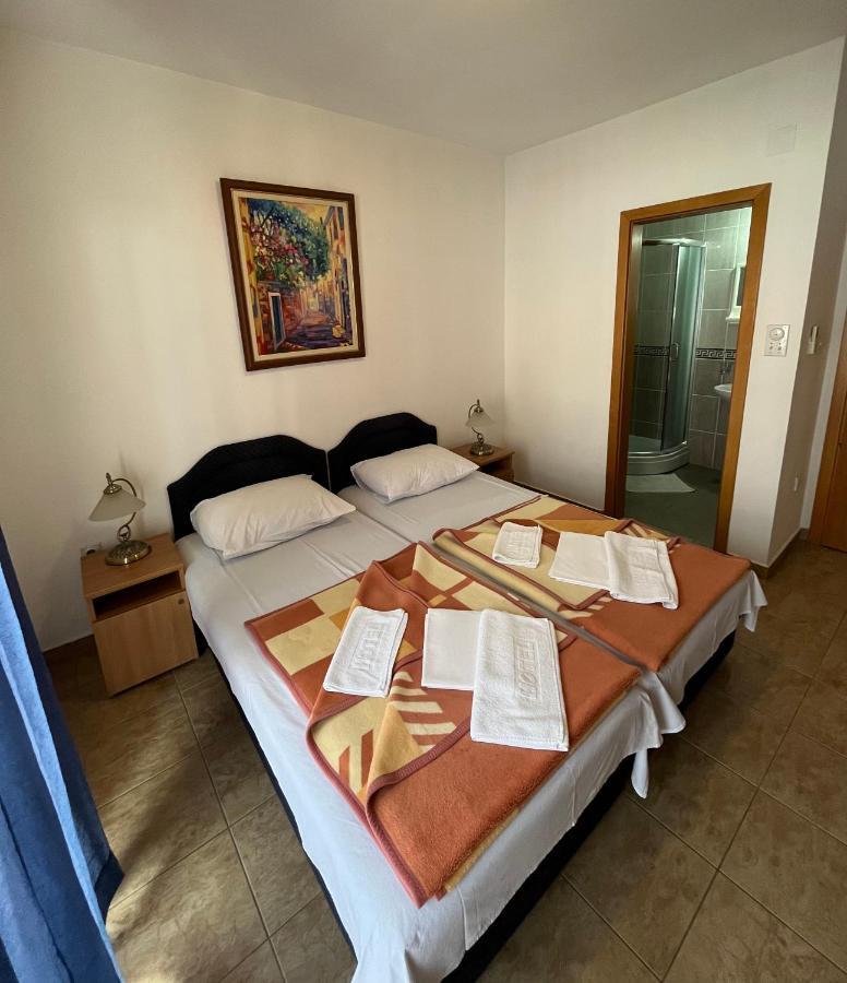 Apartmani Goran I Jelena Zec Budva Buitenkant foto