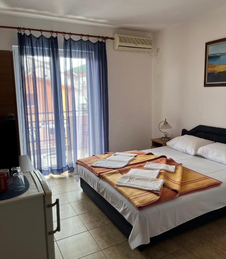 Apartmani Goran I Jelena Zec Budva Buitenkant foto